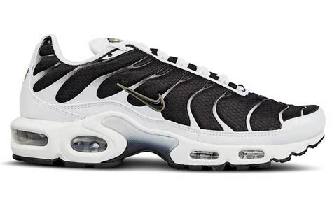 haifisch nike tn damen|Haifischnikez: die besten Nike Air Max Plus aus Deutschrap Outfits.